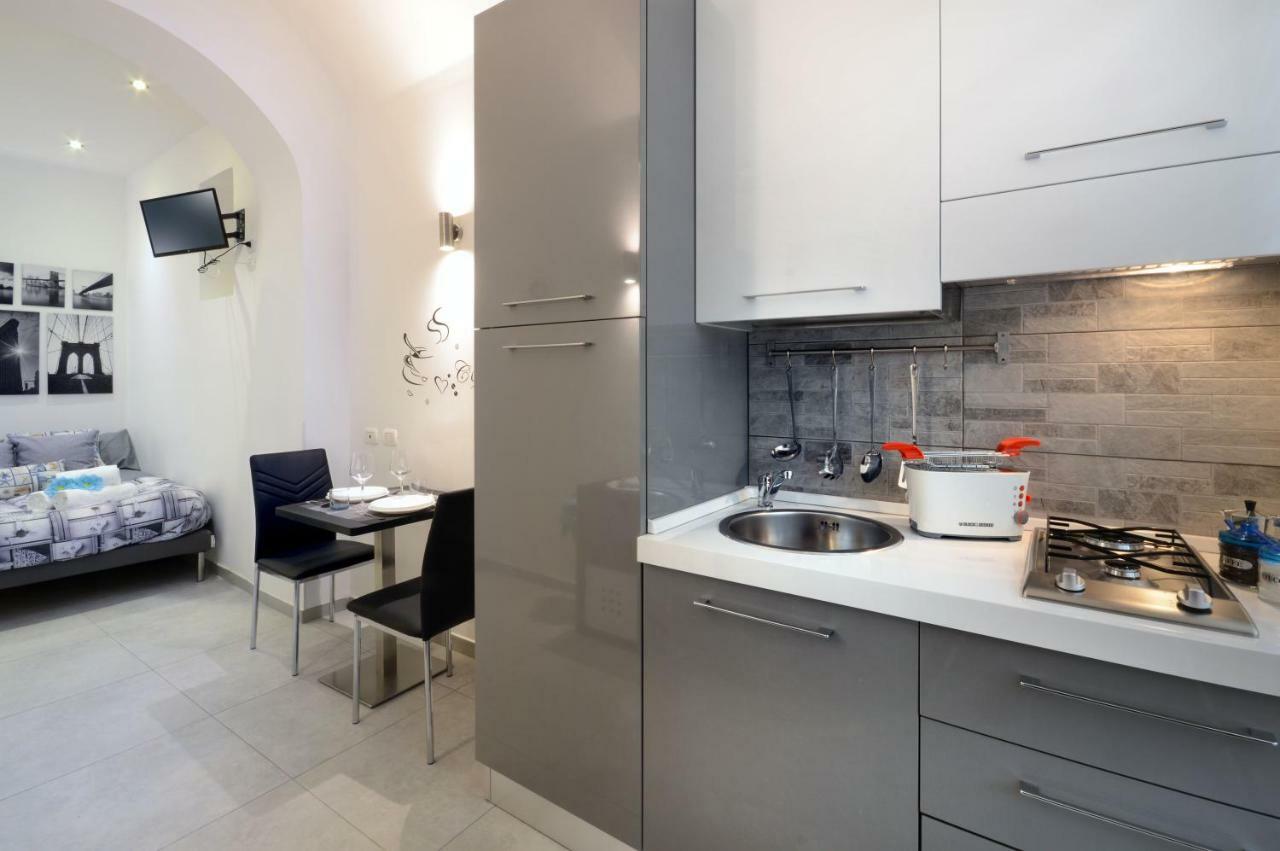 Alexandra Exclusive Apartment Napoli Dış mekan fotoğraf